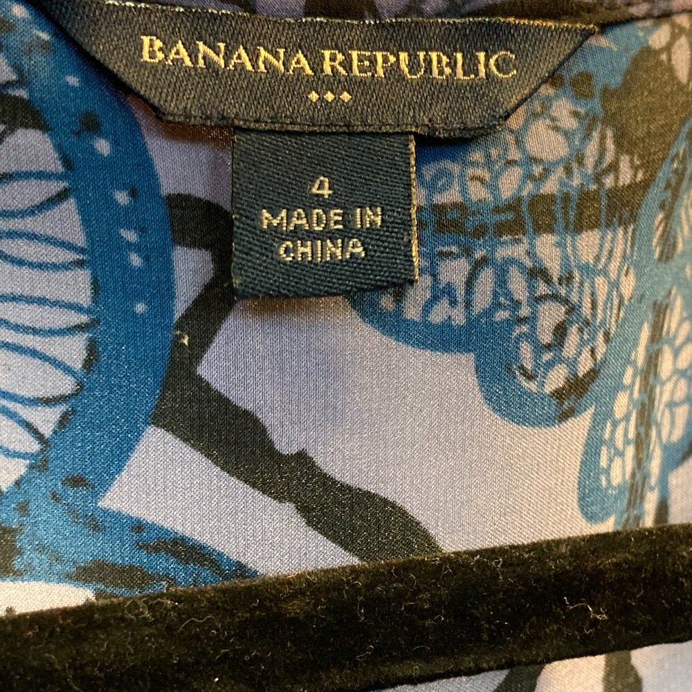 Women's dress by Banana Republic purple with pattern sze 4 - Picture 4 of 4